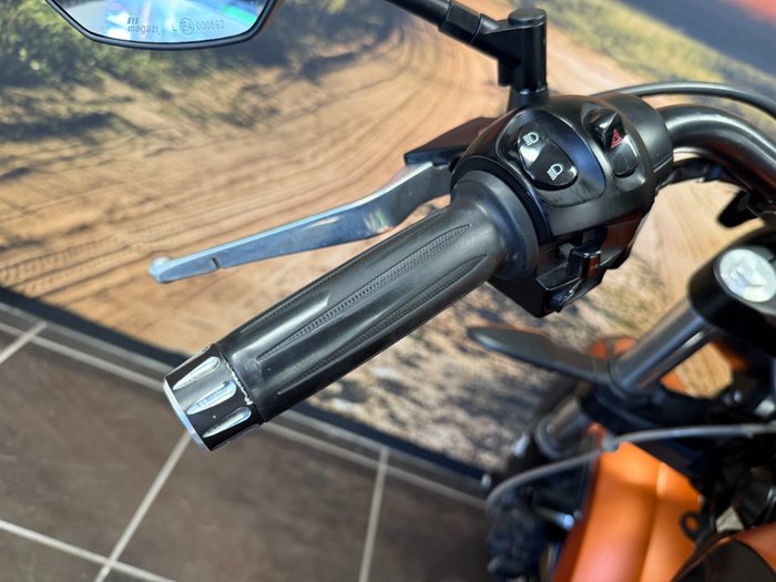 2012 VICTORY JUDGE ORANGE