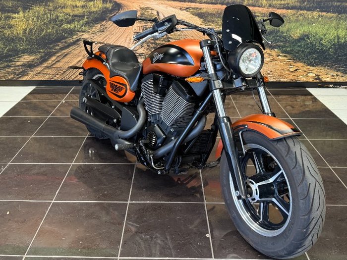 2012 VICTORY JUDGE ORANGE