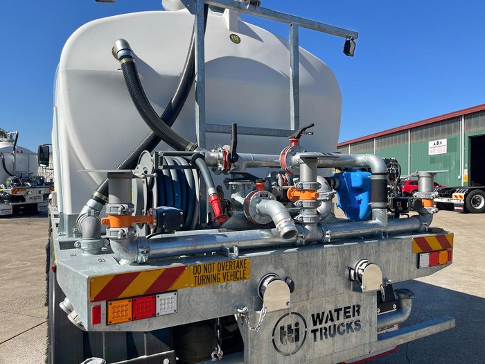 2011 Iveco Acco Tti 13,000L Water Truck Great Condition White