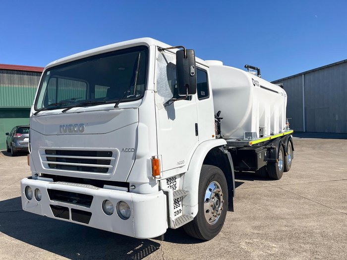 2011 Iveco Acco Tti 13,000L Water Truck Great Condition White