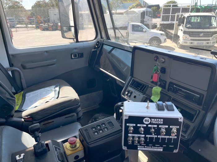 2011 Iveco Acco Tti 13,000L Water Truck Great Condition White