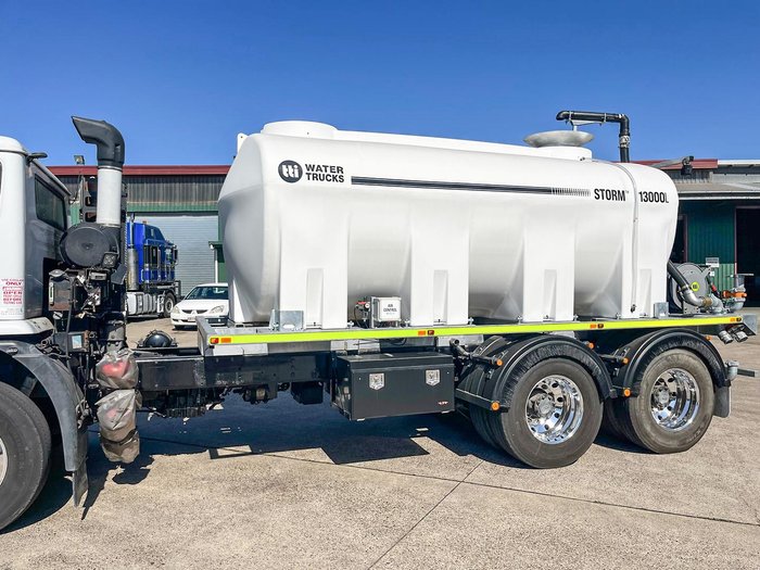 2011 Iveco Acco Tti 13,000L Water Truck Great Condition White