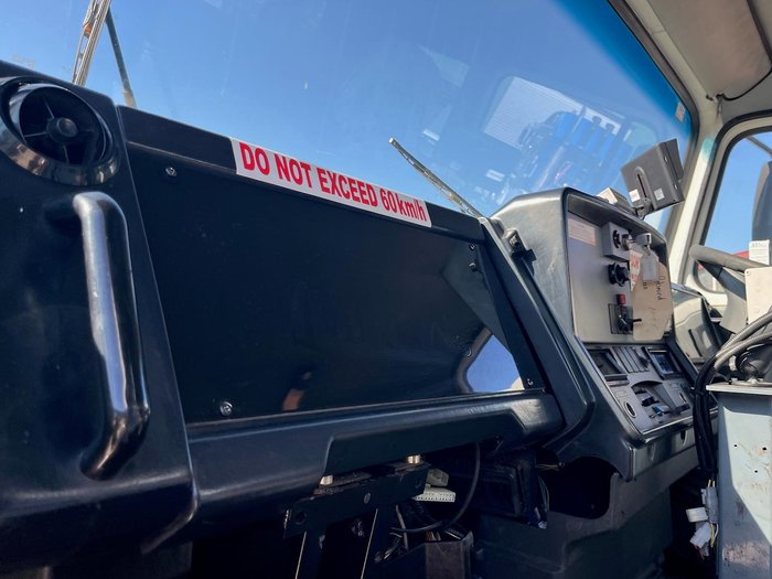 2013 Iveco Acco Tti 15,000L Water Truck Great Condition White