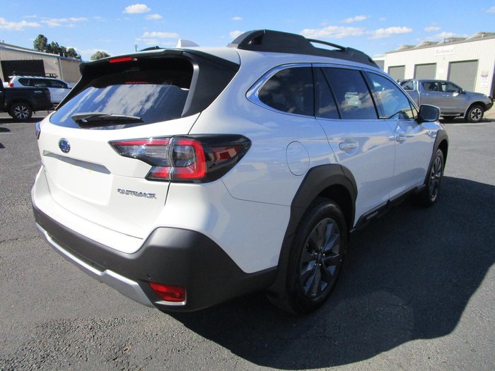 2025 Subaru Outback AWD