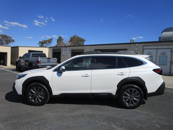 2025 Subaru Outback AWD