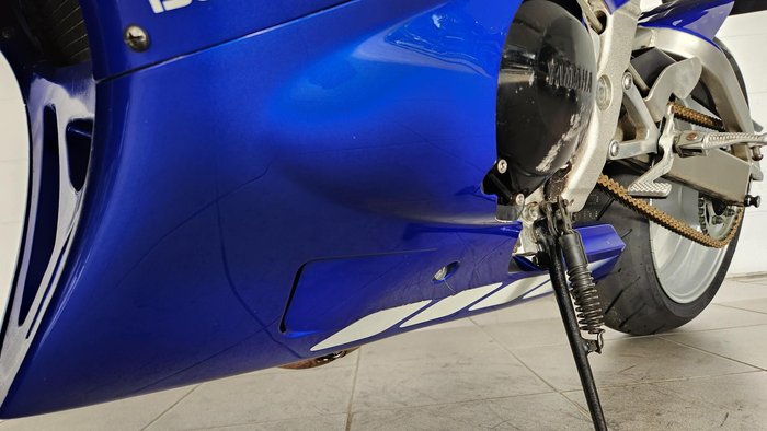 1998 Yamaha YZF-R1 R1 Blue