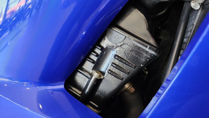 1998 Yamaha YZF-R1 R1 Blue