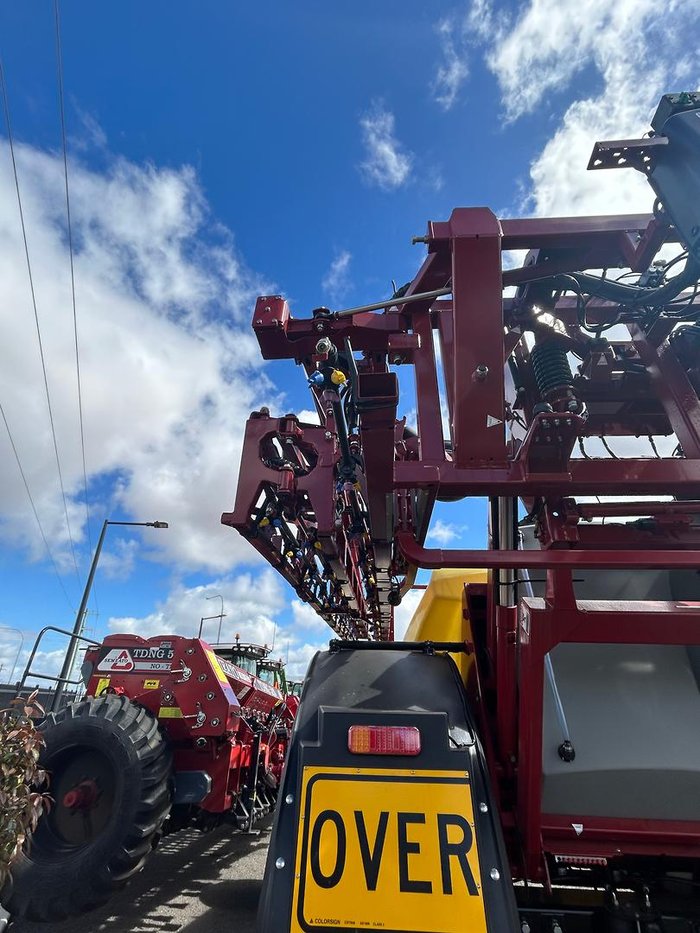 2025 Hardi 8536 Commander