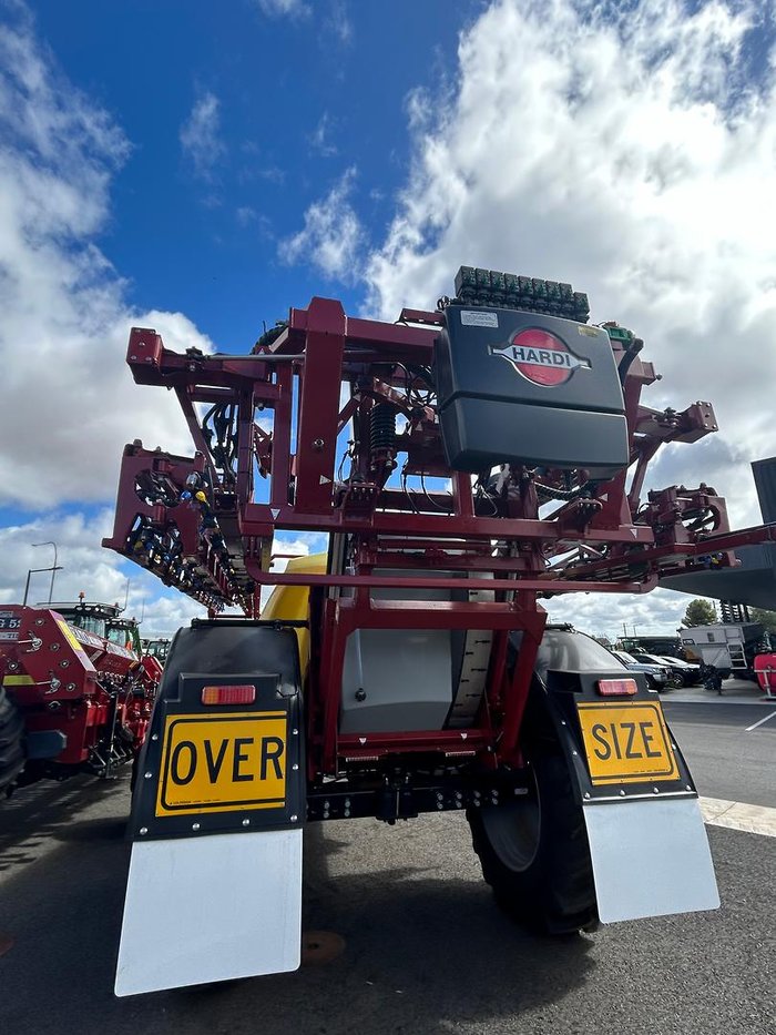 2025 Hardi 8536 Commander