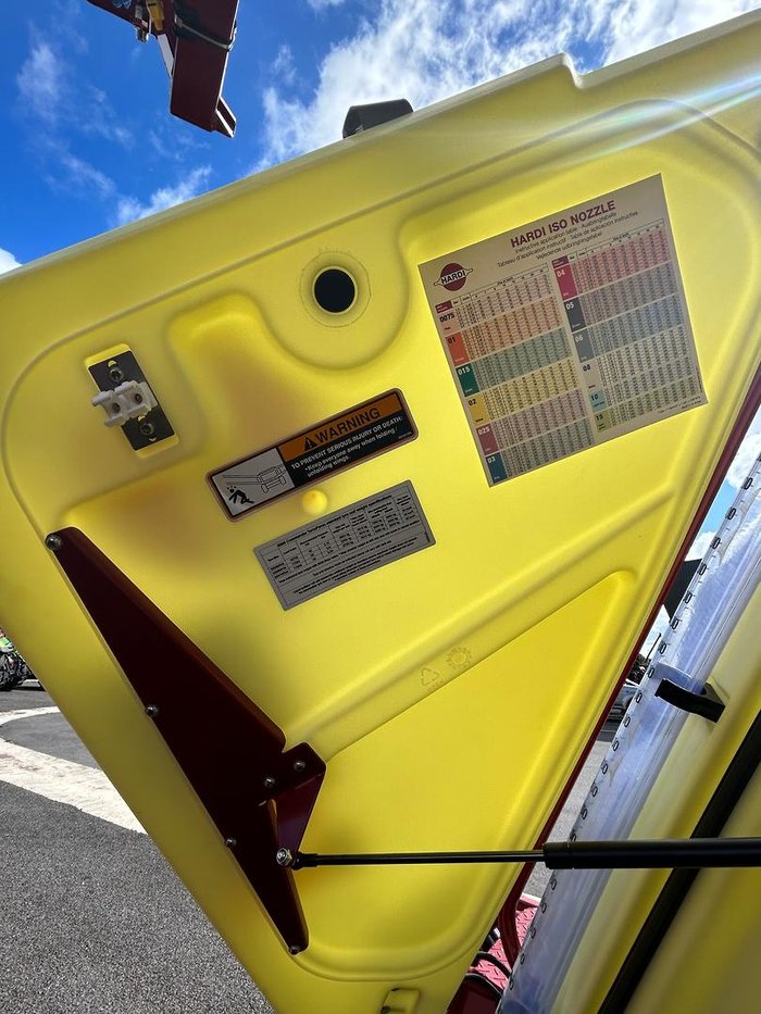 2025 Hardi 8536 Commander