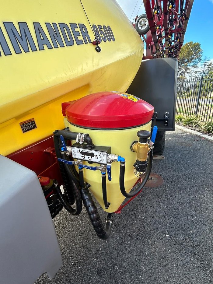 2025 Hardi 8536 Commander