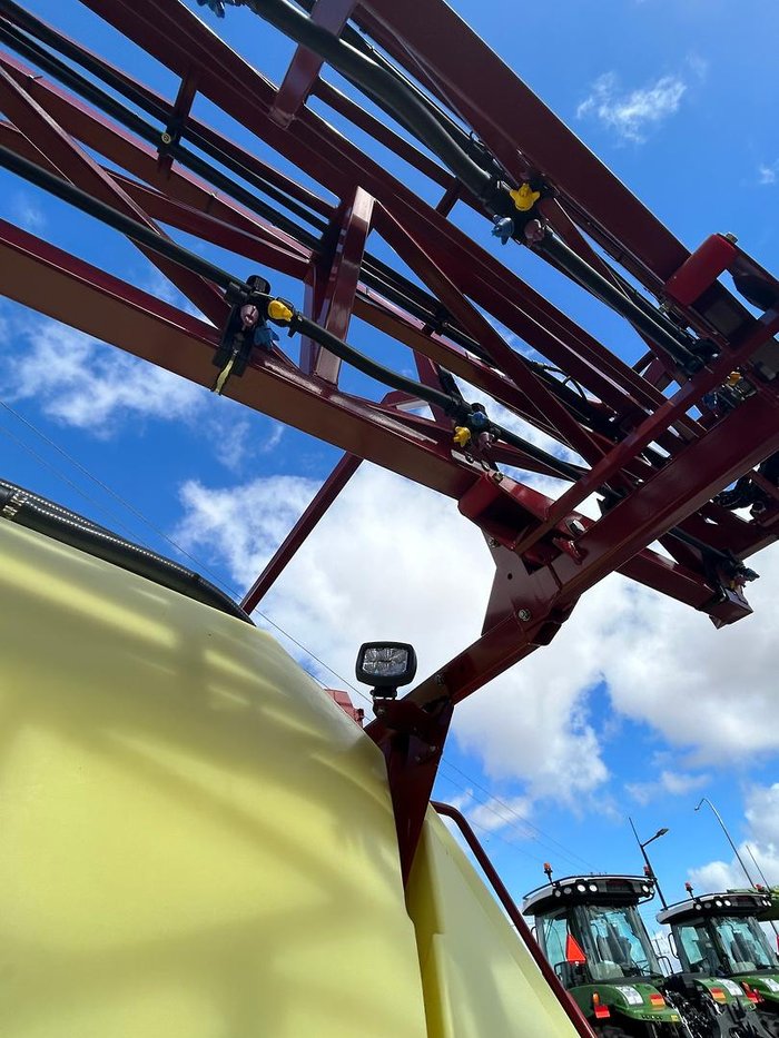 2025 Hardi 8536 Commander