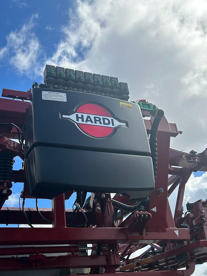 2025 Hardi 8536 Commander