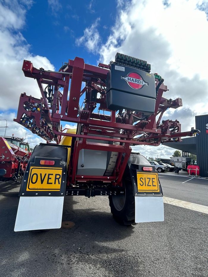 2025 Hardi 8536 Commander