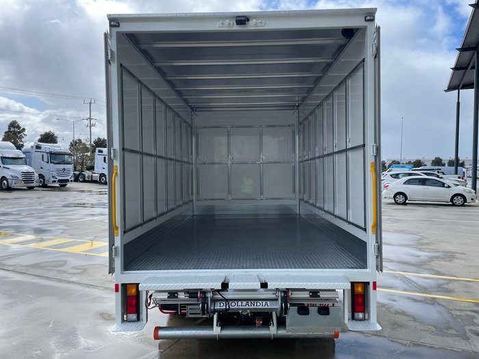 2025 Fuso Canter 515 515 Wide Cab WHITE