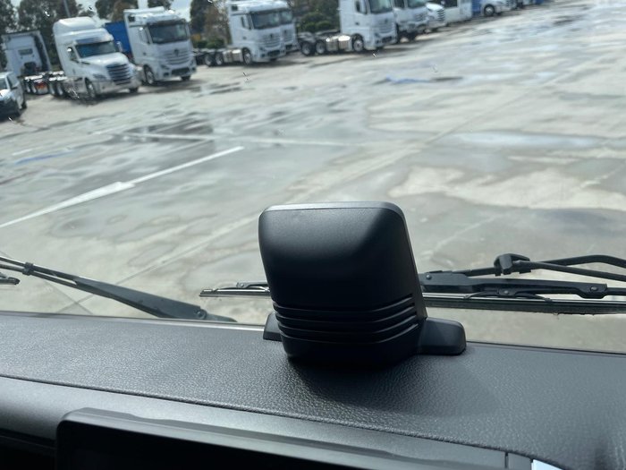 2025 Fuso Canter 515 515 Wide Cab WHITE