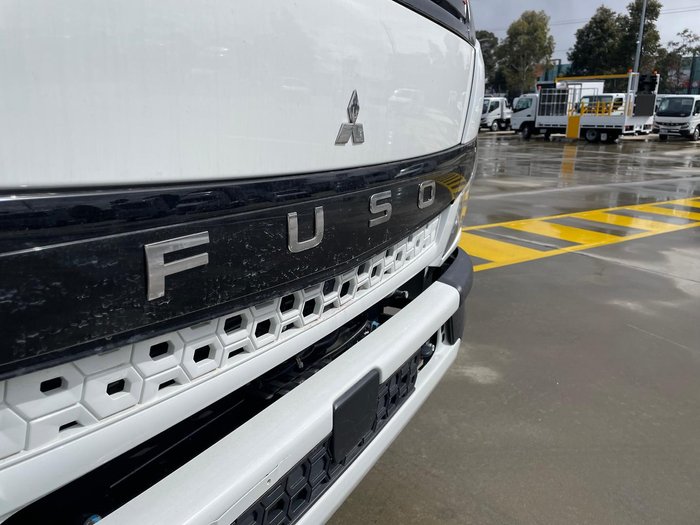 2025 Fuso Canter 515 515 Wide Cab WHITE