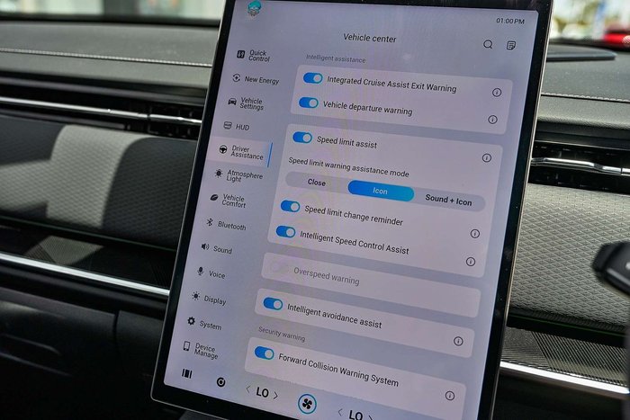 2025 Jaecoo J7 SHS Summit