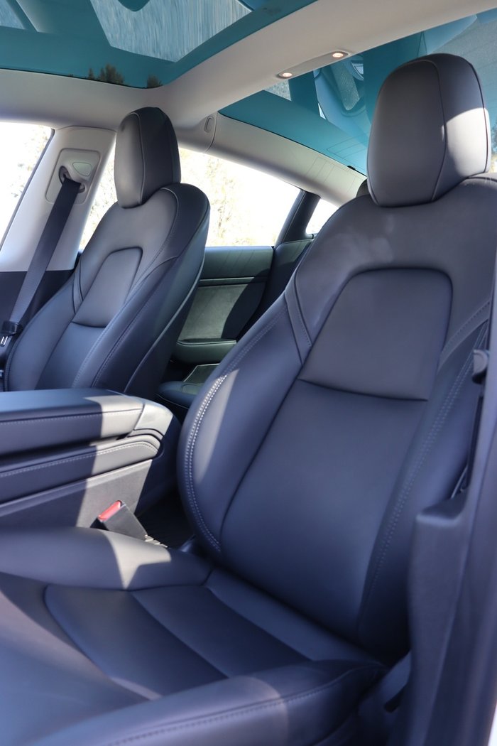 2022 Tesla Model 3 Long Range AWD