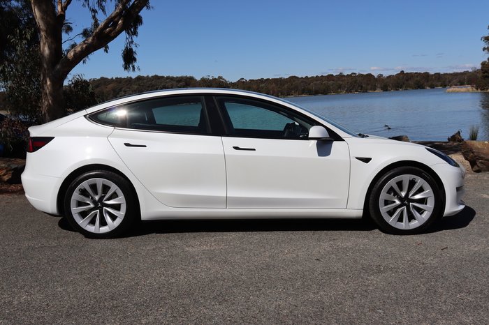 2022 Tesla Model 3 Long Range AWD