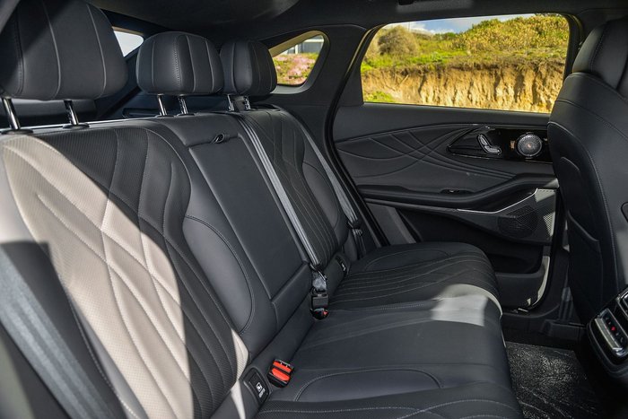 2025 Omoda Omoda 9 Virtue