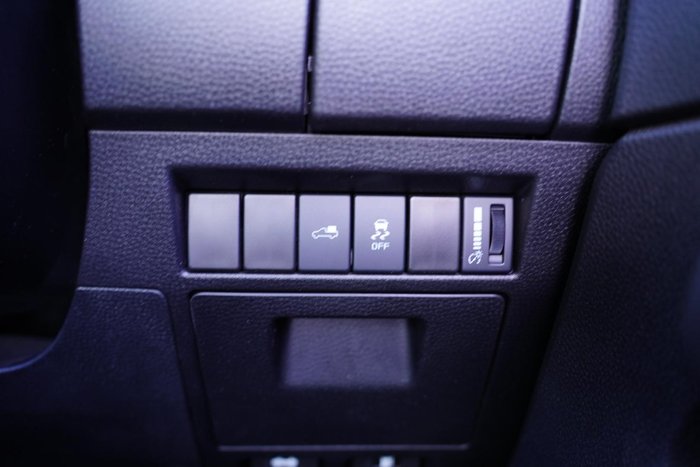 2025 Isuzu D-MAX LS-U