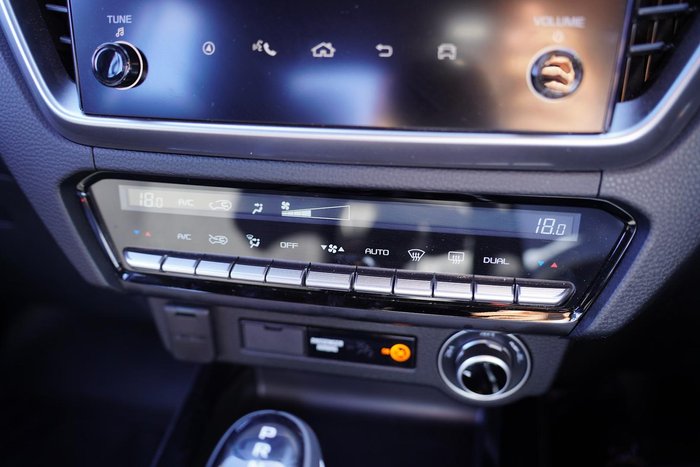 2025 Isuzu D-MAX LS-U