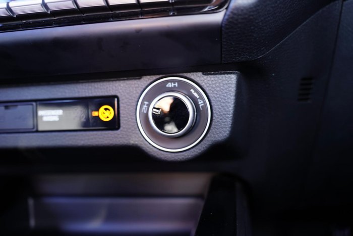 2025 Isuzu D-MAX LS-U