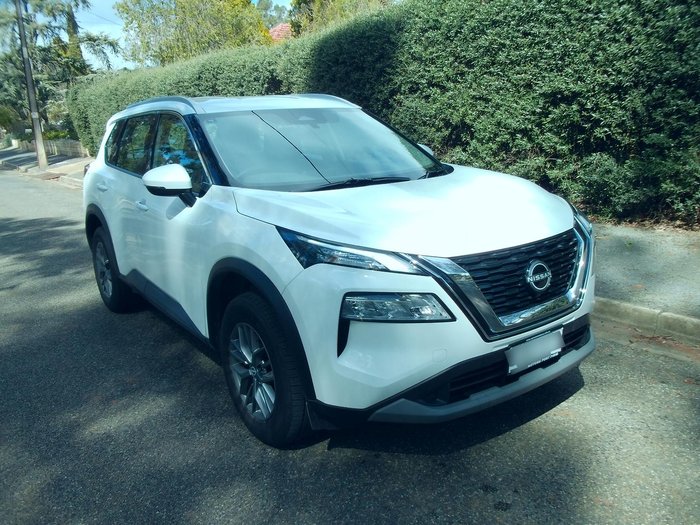 2024 Nissan X-TRAIL ST