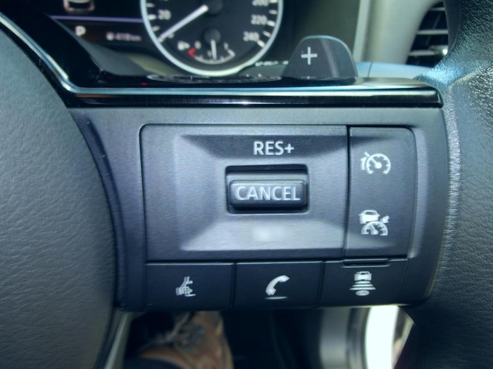 2024 Nissan X-TRAIL ST