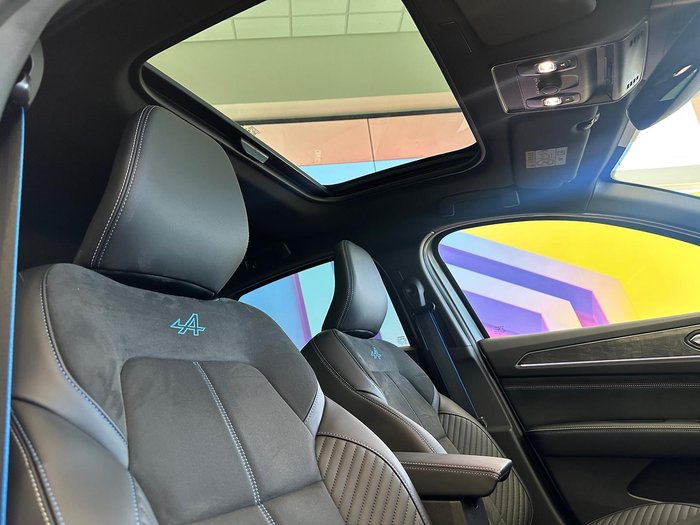 2025 Renault Arkana Esprit Alpine