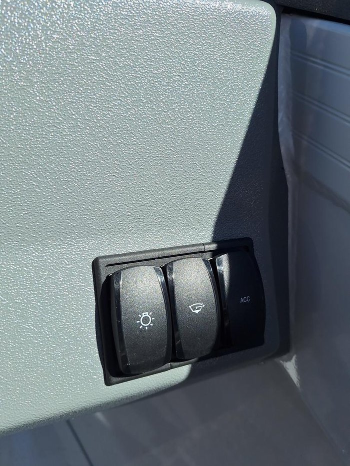 2025 QUINTREX 430 Fishabout Pro