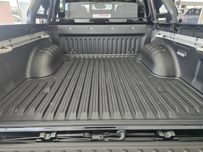 2025 Nissan Navara PRO-4X