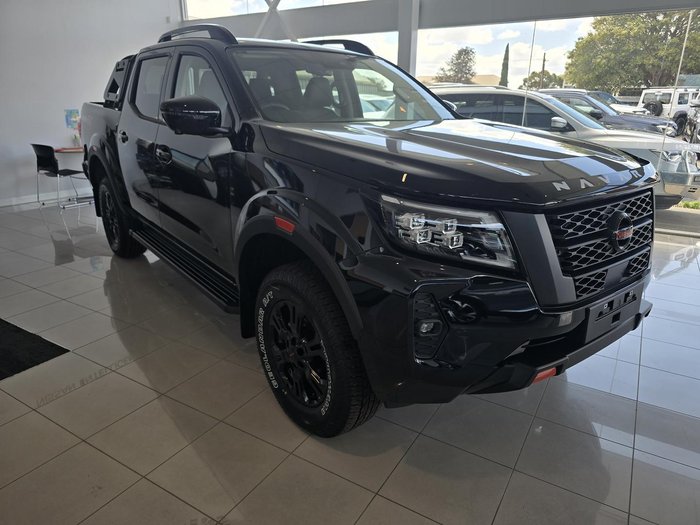 2025 Nissan Navara PRO-4X
