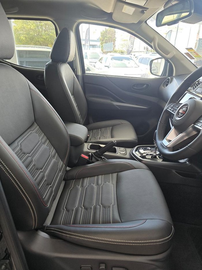 2025 Nissan Navara PRO-4X