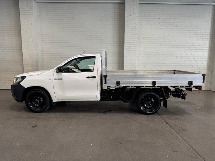 2019 Toyota Hilux Workmate TGN121R 4x2 Glacier White