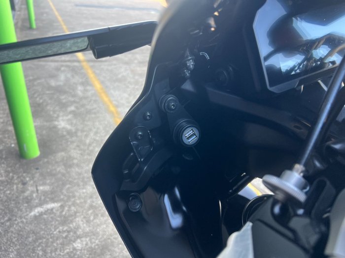 2022 Yamaha YZF-R7LA BLACK
