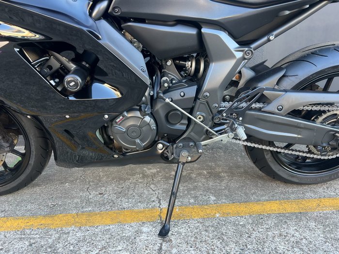 2022 Yamaha YZF-R7LA BLACK