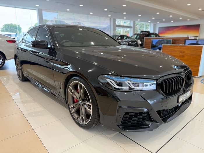 2022 BMW 5 Series M550i xDrive