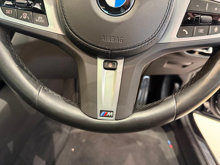 2022 BMW 5 Series M550i xDrive