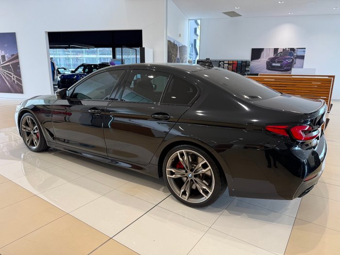 2022 BMW 5 Series M550i xDrive