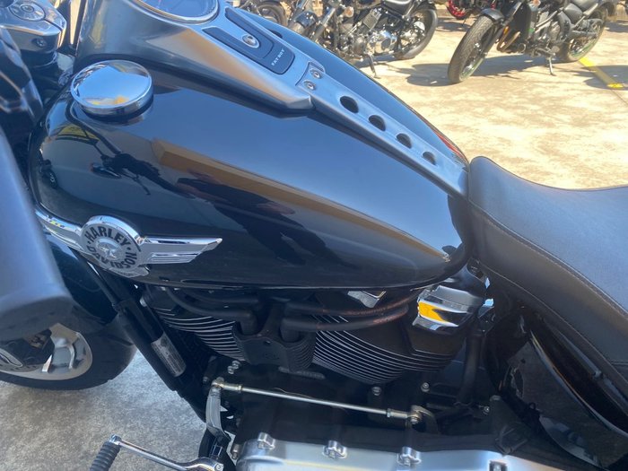 2017 HARLEY-DAVIDSON FLFBS FAT BOY Black