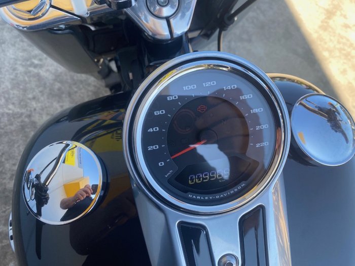 2017 HARLEY-DAVIDSON FLFBS FAT BOY Black