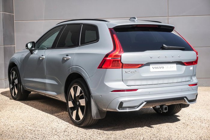 2023 Volvo XC60 Recharge Plus T8 Plug-In Hybrid