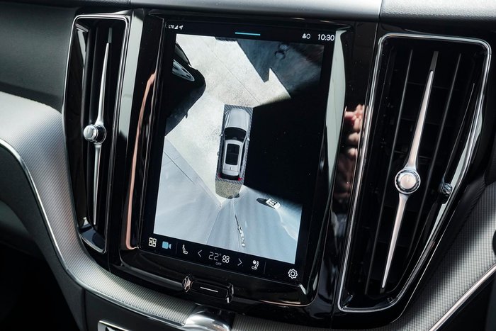 2023 Volvo XC60 Recharge Plus T8 Plug-In Hybrid