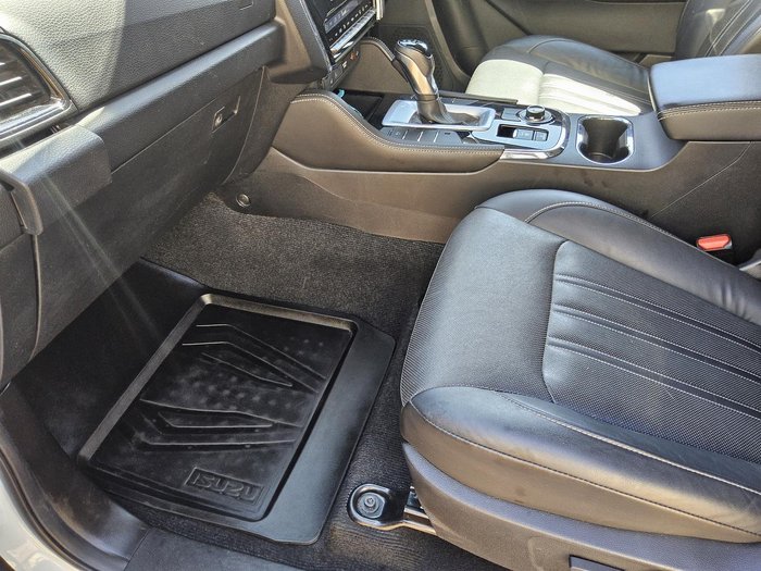 2023 Isuzu MU-X LS-T MY23 4X4 Dual Range Mineral White