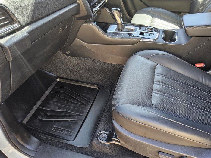 2023 Isuzu MU-X LS-T MY23 4X4 Dual Range Mineral White