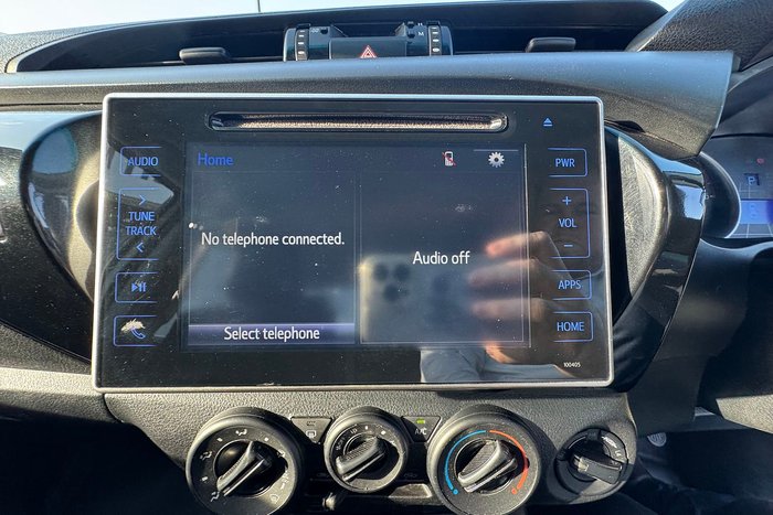 2019 Toyota Hilux SR