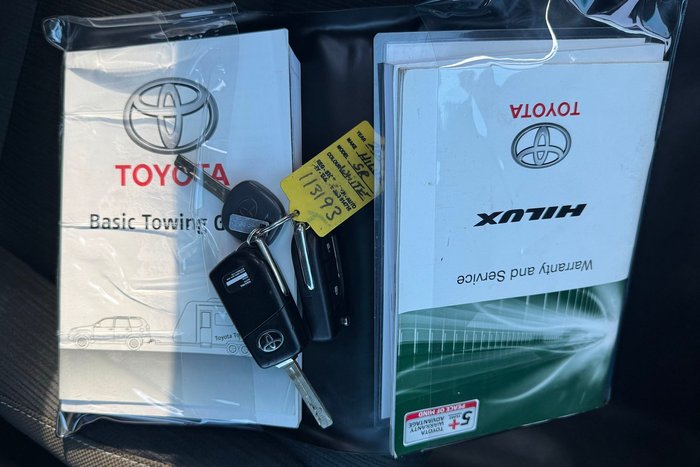 2019 Toyota Hilux SR