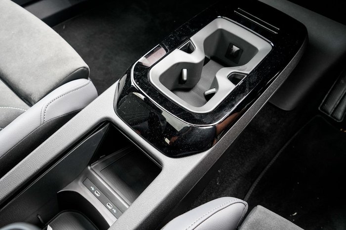 2025 Volkswagen ID.5 Pro